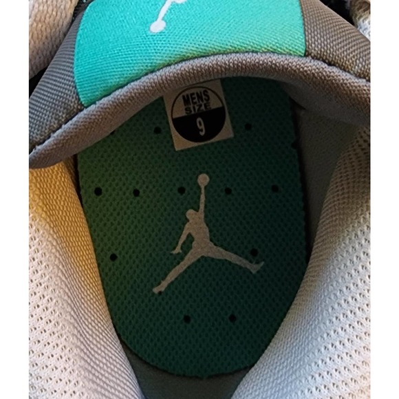 Nike Jordan Series 01 Mid Iris Whisper 2022 main image 10